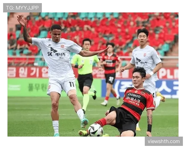 首尔FC最近比赛防守问题突出,前场进攻也陷入阶段停滞 首尔FC最近比赛防守问题突出,前场进攻也陷入阶段停滞